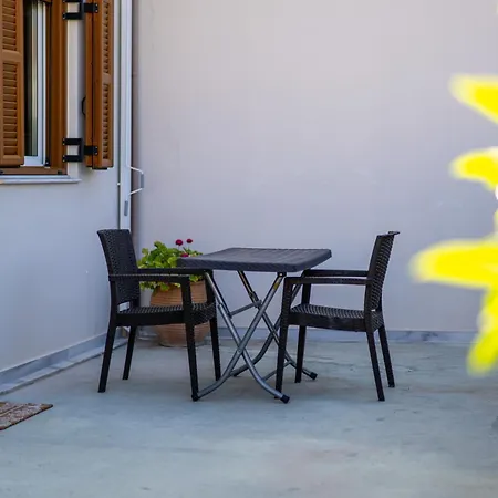 Mythos Suites-hermes *