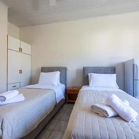 Apartment Mythos Suites-hermes